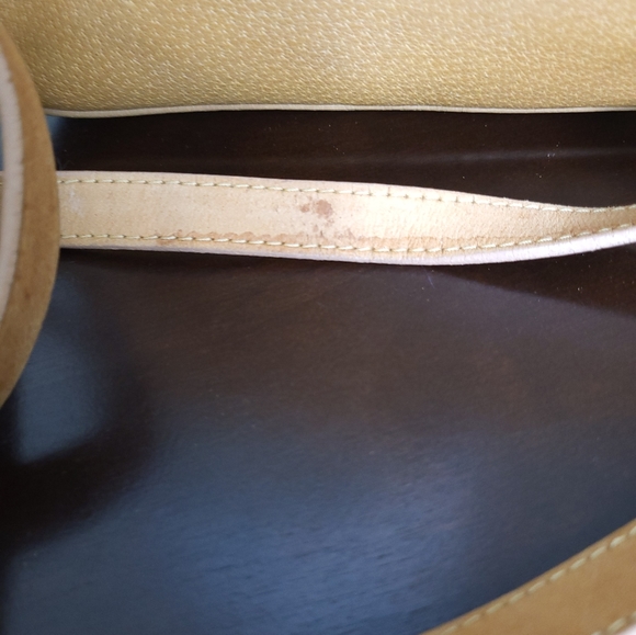 Gucci Vintage Crossbody Camera Bag, Leather Unisex - Picture 6 of 12